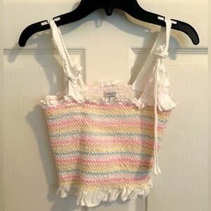 Tie crop top multi-color, great for the beach or summer. Juniors small